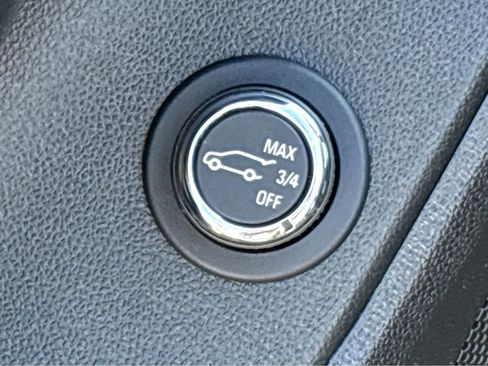 Used 2022 Chevrolet Blazer LT AWD/4WD image 31