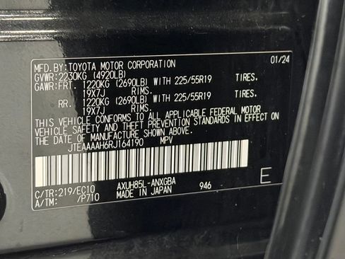Used 2024 Toyota Venza XLE AWD/4WD image 24