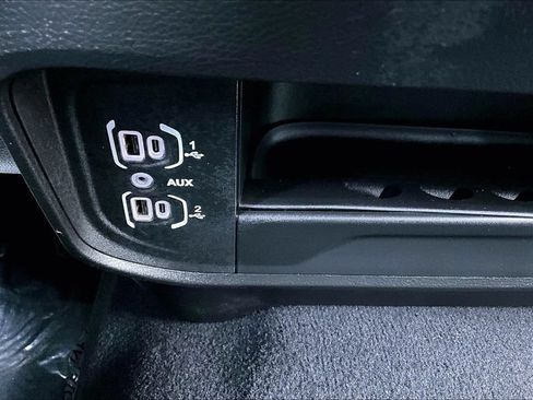 Used 2026 RAM 2500 Big Horn AWD/4WD image 12