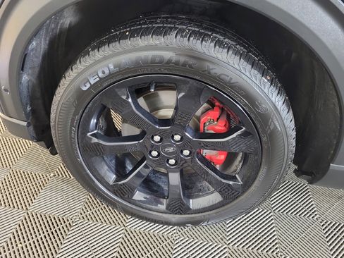 Certified 2022 Ford Explorer ST w/ Equipment Group 401A image 8