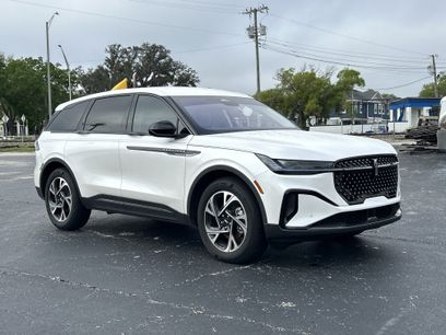 Used 2026 Lincoln Nautilus Premier w/ Jet Appearance Package