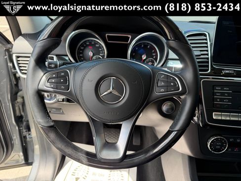 Used 2018 Mercedes-Benz GLS 550 4MATIC image 33