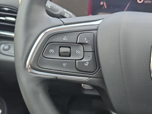 Used 2025 Buick Envista Sport Touring w/ Convenience I Package FWD image 19