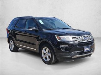 Used 2018 Ford Explorer XLT w/ Equipment Group 201A video 3