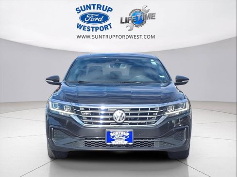 Used 2021 Volkswagen Passat 2.0T R-Line image 24