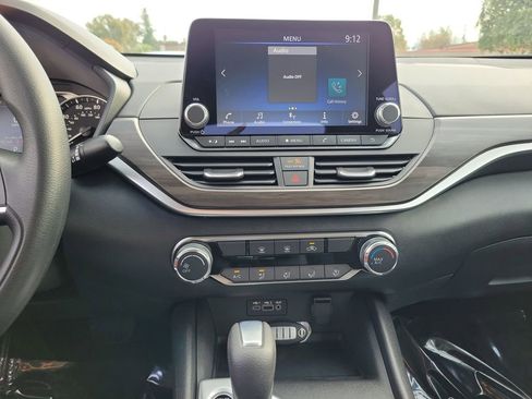 New 2025 Nissan Altima 2.5 SV image 9