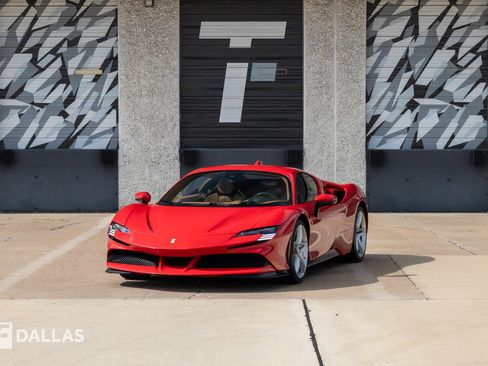 Used 2023 Ferrari SF90 Stradale AWD/4WD image 5