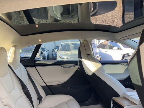 Used 2019 Tesla Model S Long Range image 50