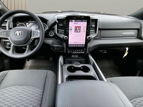 New 2026 RAM 3500 Big Horn AWD/4WD image 9