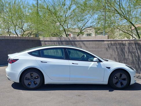 Used 2023 Tesla Model 3 Standard Range RWD image 9
