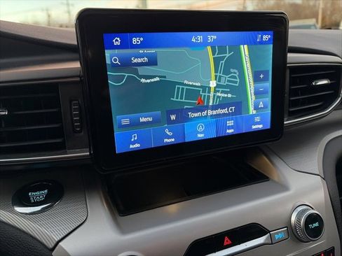 Used 2022 Ford Explorer XLT w/ Equipment Group 202A image 19