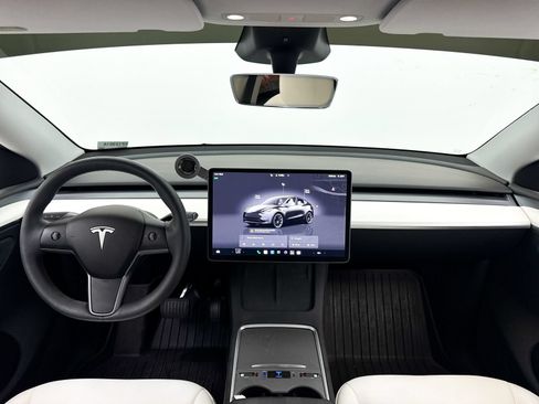 Used 2024 Tesla Model Y Long Range AWD/4WD image 20