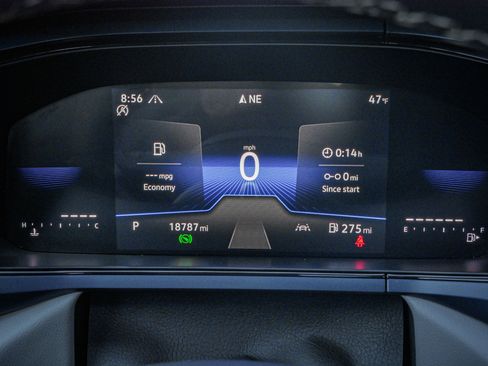 Used 2024 Volkswagen Taos SE w/ Panoramic Sunroof Package image 21