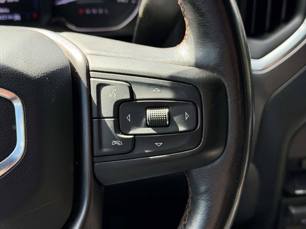 Used 2019 GMC Sierra 1500 AT4 w/ AT4 Premium Package AWD/4WD image 9