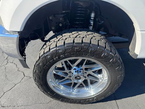 Used 2019 Ford F250 Lariat w/ Lariat Ultimate Package image 11