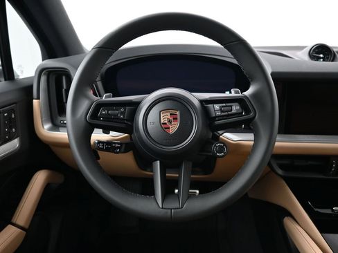New 2026 Porsche Cayenne S image 13