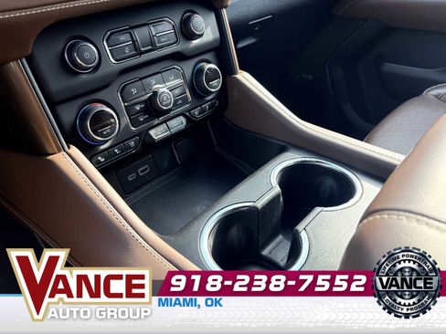 Used 2023 Chevrolet Tahoe High Country AWD/4WD image 24