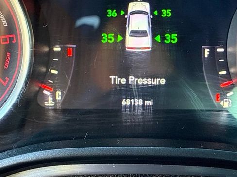 Used 2015 Dodge Challenger R/T w/ Quick Order Package 22B R/T RWD image 36