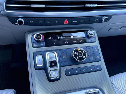 Used 2024 Hyundai Palisade Calligraphy AWD/4WD image 15