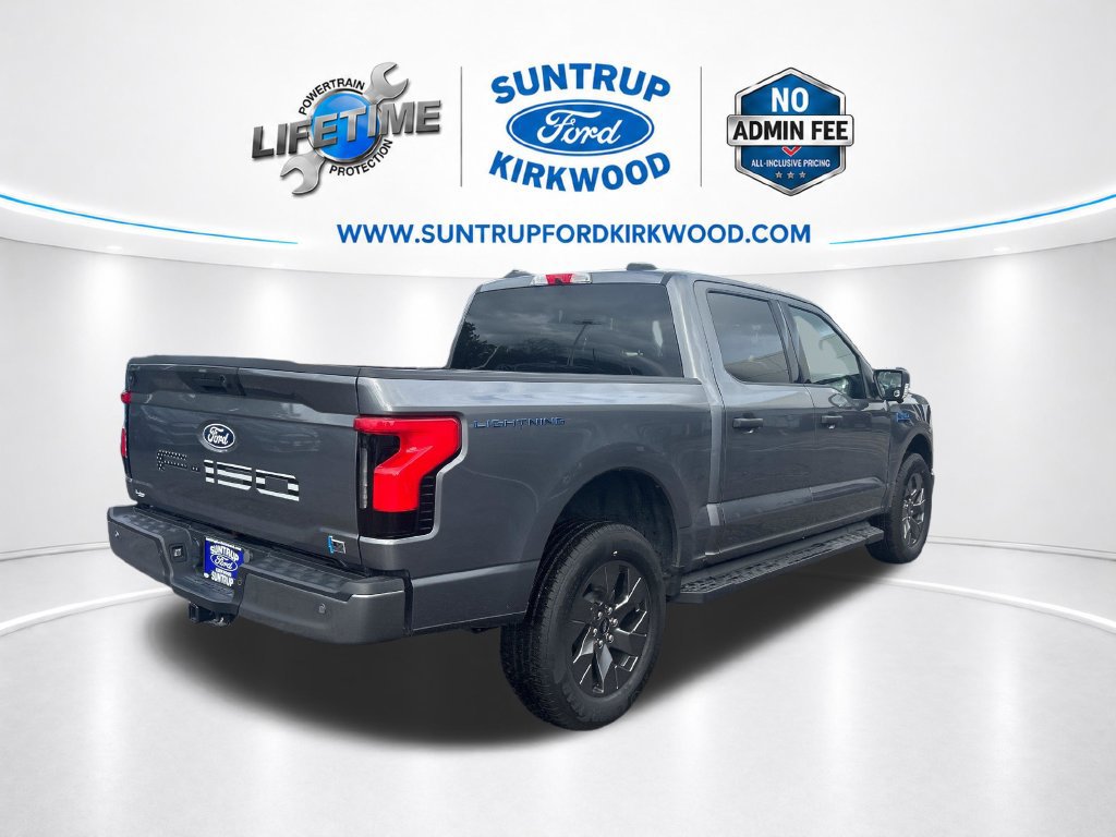 Used 2024 Ford F150 Lightning XLT AWD/4WD image 6