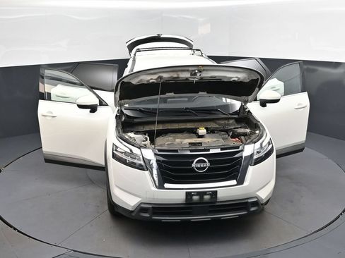 Used 2022 Nissan Pathfinder SV FWD image 52