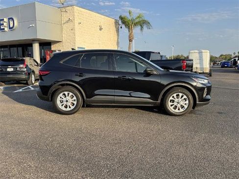Certified 2025 Ford Escape Active image 2