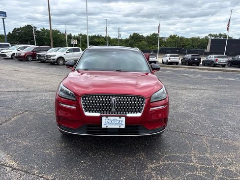 Used 2022 Lincoln Corsair FWD w/ Premium Package image 2