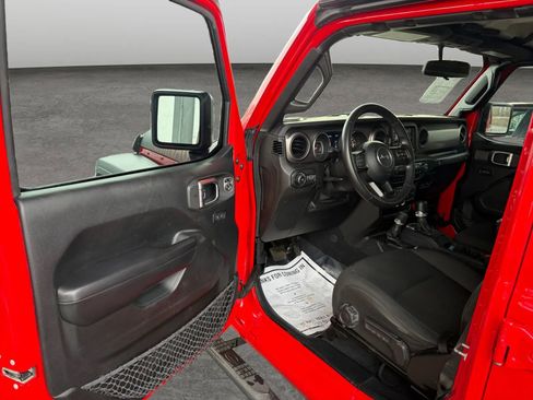 Used 2019 Jeep Wrangler Unlimited Sport S image 9