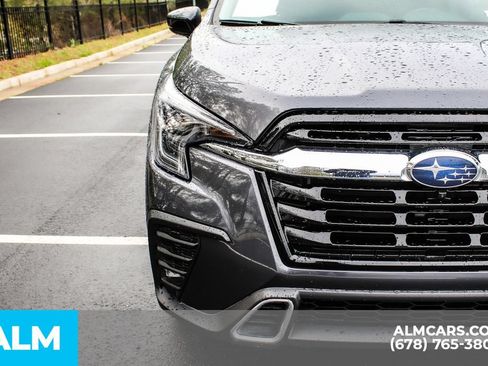 Used 2024 Subaru Ascent Touring AWD/4WD image 11