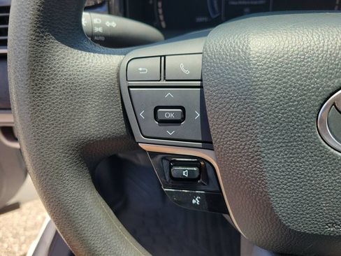 Used 2025 Toyota Camry LE w/ Convenience Package FWD image 20