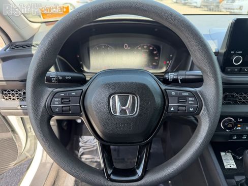 Certified 2023 Honda Accord LX image 21