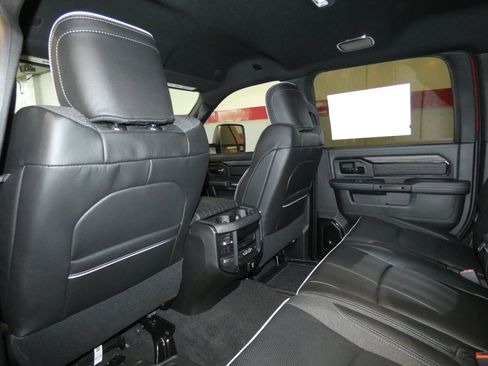 New 2026 RAM 3500 Limited image 28