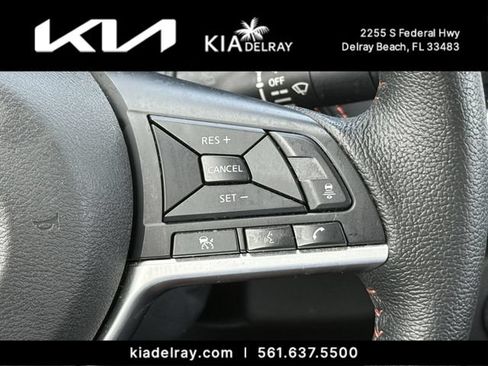 Used 2021 Nissan Kicks SR FWD image 26
