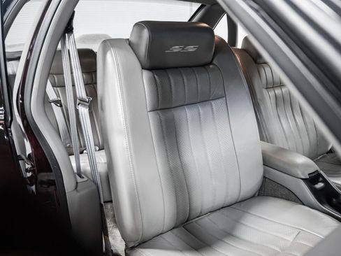 Used 1995 Chevrolet Impala SS image 32