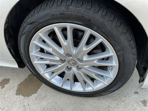 Used 2013 Lexus GS 350 AWD w/ Luxury Pkg w/Cold Weather Pkg image 25