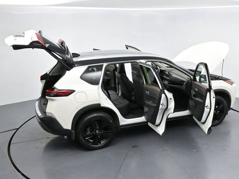 Used 2023 Nissan Rogue SL FWD image 40