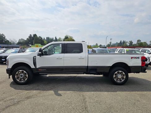 New 2025 Ford F350 King Ranch image 4