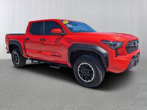Used 2024 Toyota Tacoma TRD Off-Road AWD/4WD image 1