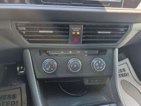 Used 2023 Volkswagen Jetta Sport image 14