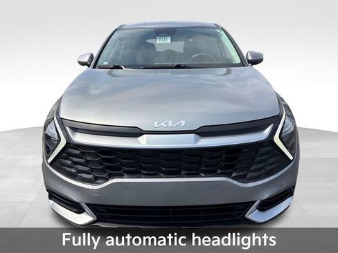 Used 2023 Kia Sportage LX AWD/4WD image 11