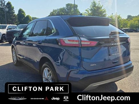 Used 2024 Ford Edge SEL w/ Convenience Package AWD/4WD image 6