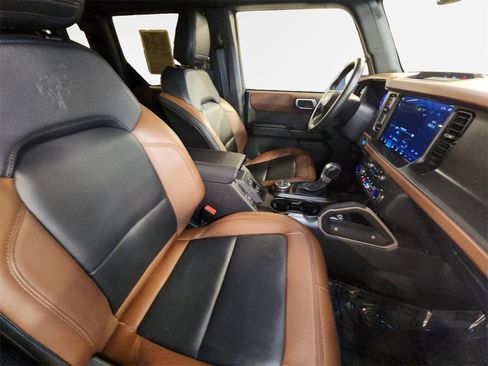 Used 2024 Ford Bronco Outer Banks image 26
