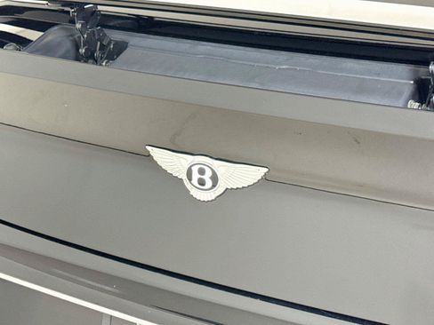 Used 2023 Bentley Continental GT V8 AWD/4WD image 35