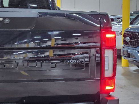 Used 2020 Ford F250 Lariat w/ Lariat Ultimate Package image 20