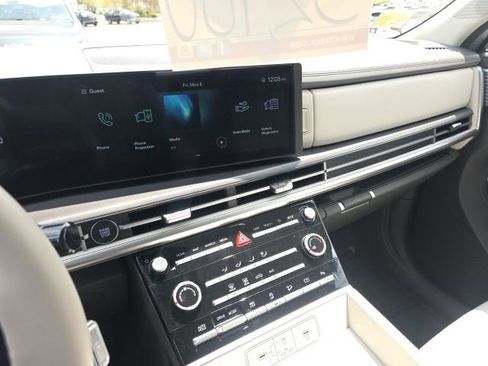 Used 2025 Hyundai Santa Fe SE AWD/4WD image 22
