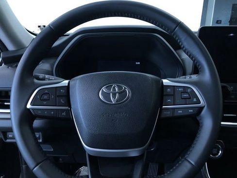 Certified 2025 Toyota Grand Highlander AWD image 20