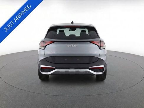 Used 2023 Kia Sportage LX AWD/4WD image 2
