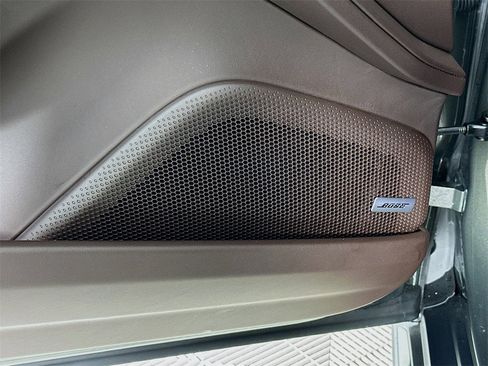 Used 2025 Porsche Panamera 4 image 19