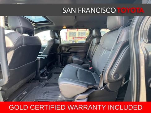 Certified 2022 Toyota Sienna XSE image 16