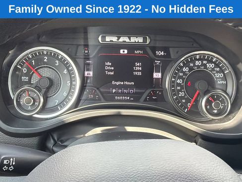 Used 2024 RAM 1500 Laramie RWD image 28